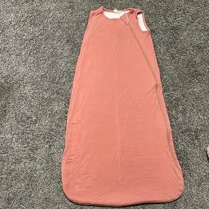 Kyte Baby 0.5 tog sleep bag in Terracotta size 6-18 months. Excellent condition
